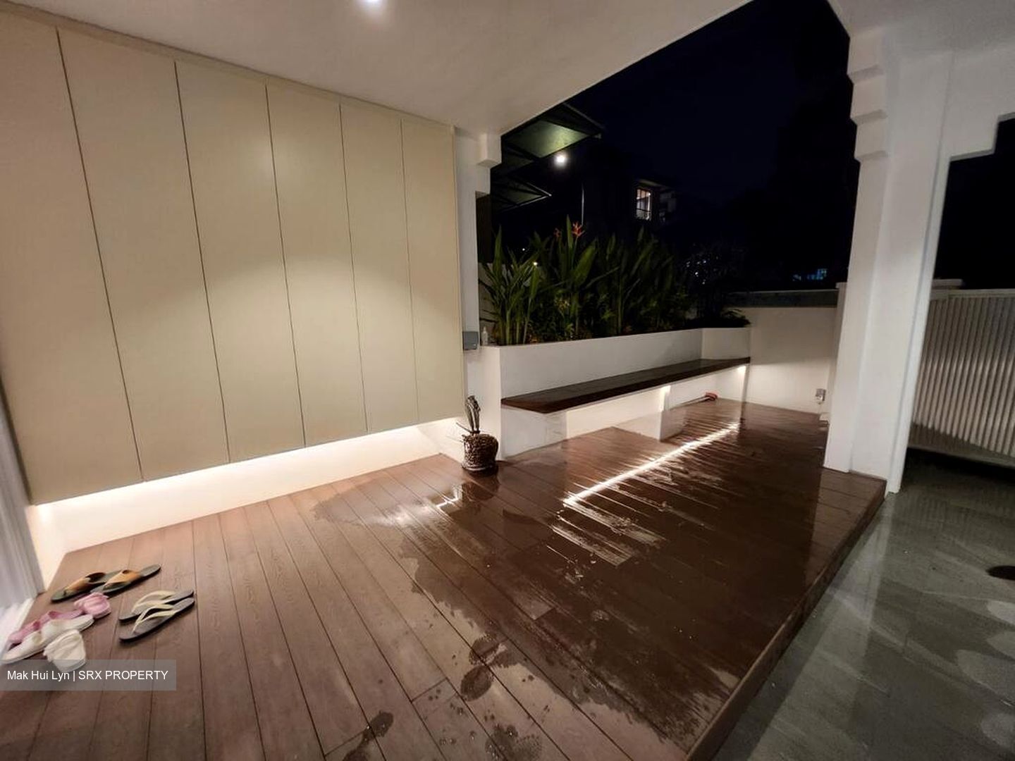 Zephyr Park (D16), Terrace #500634741